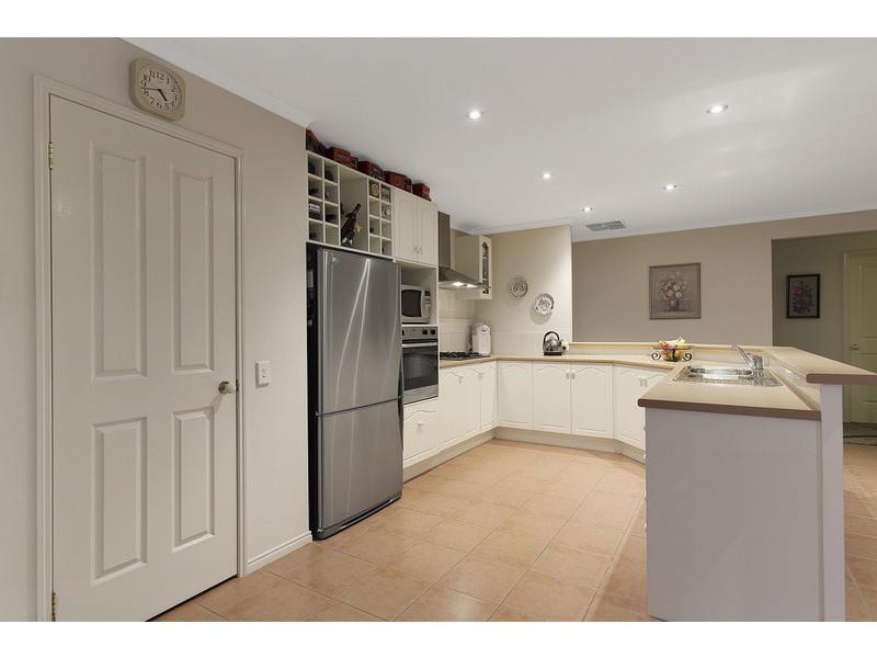 14 Lexton Street, Narre Warren South VIC 3805