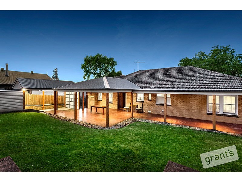 4 Rutland Road, Berwick VIC 3806