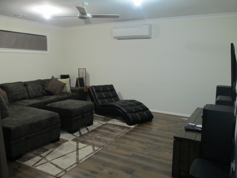 28 Viridian Avenue, Officer VIC 3809