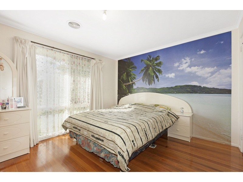 9 Guildford Crescent, Narre Warren VIC 3805
