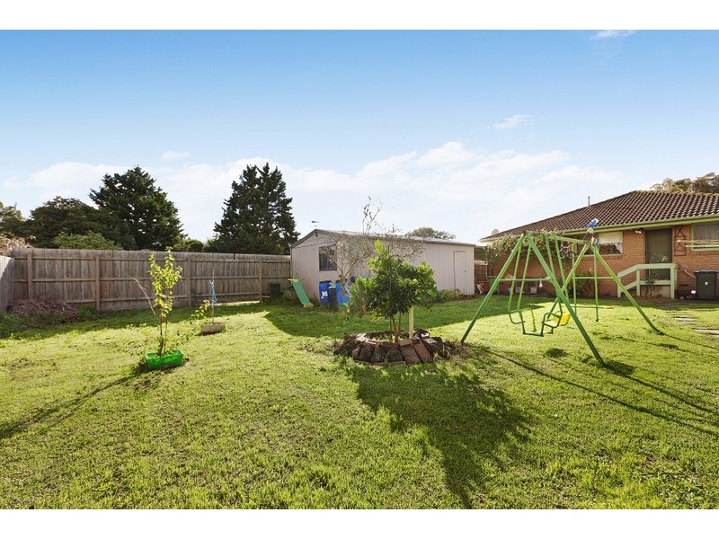 9 Guildford Crescent, Narre Warren VIC 3805