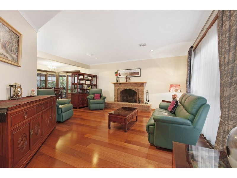 2 Christine Avenue, Berwick VIC 3806