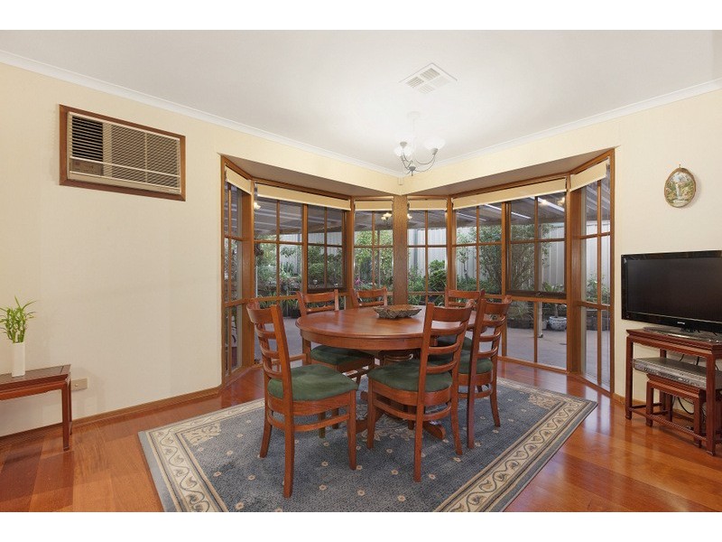 2 Christine Avenue, Berwick VIC 3806