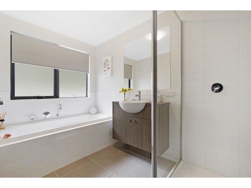 22 Lindeman Street, Berwick VIC 3806