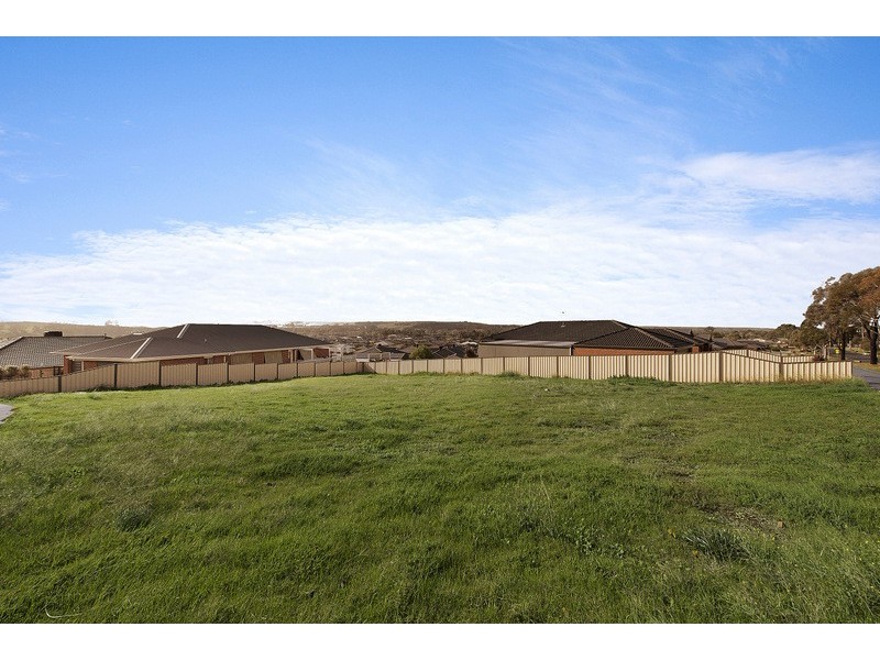 98 Albert Street, Darley VIC 3340