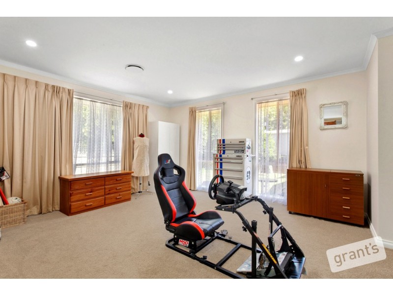 3 Kingsmere Drive, Berwick VIC 3806