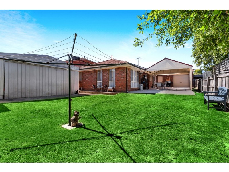 3 Kingsmere Drive, Berwick VIC 3806