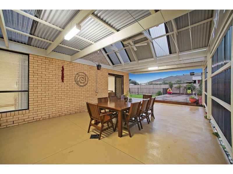 3 Riverglen Road, Berwick VIC 3806