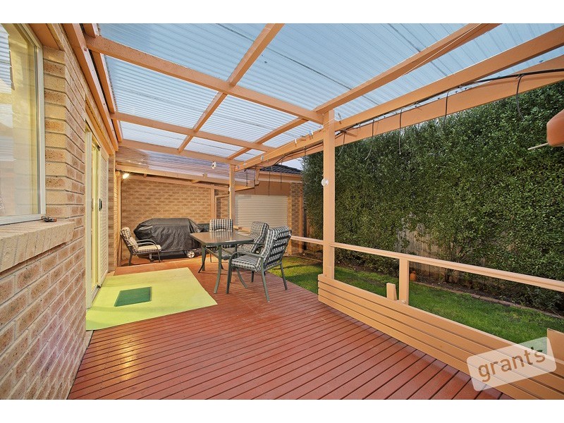 31 Cara Crescent, Berwick VIC 3806