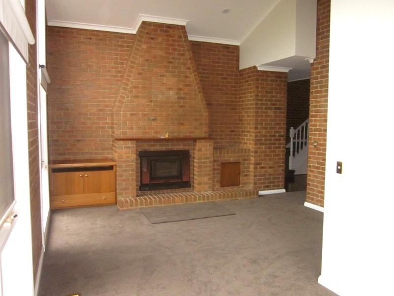 19 Balfour Court, Berwick VIC 3806