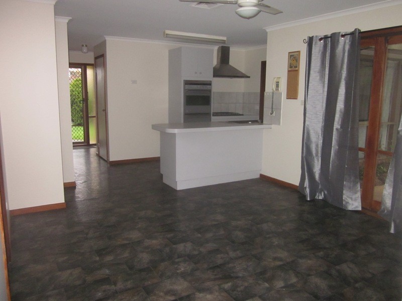 110 Fleetwood Drive, Narre Warren VIC 3805