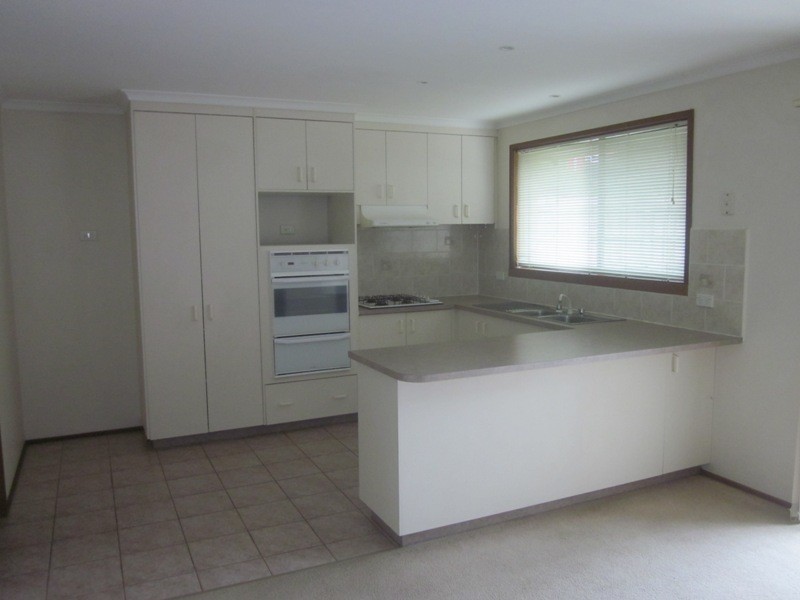 9 Raneen Place, Berwick VIC 3806