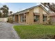 7 Carluke Close, Berwick VIC 3806