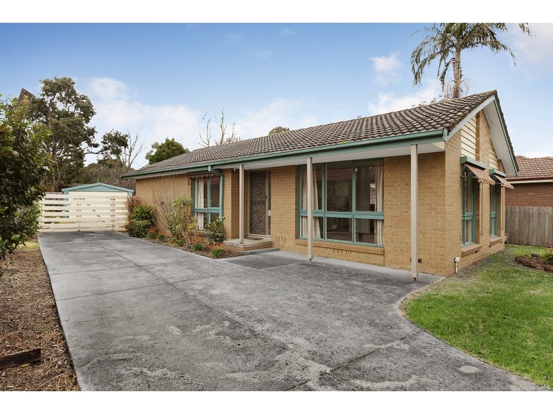 7 Carluke Close, Berwick VIC 3806