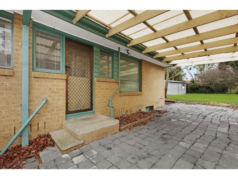 7 Carluke Close, Berwick VIC 3806