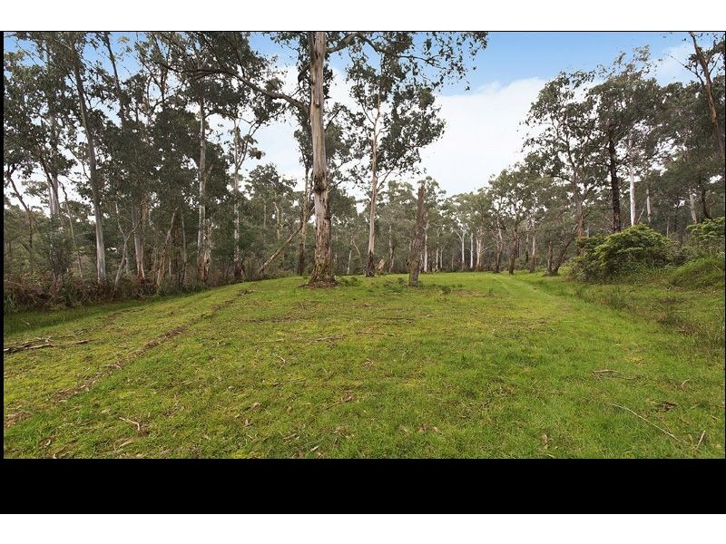 1 Muddy Creek Road, Narre Warren East VIC 3804