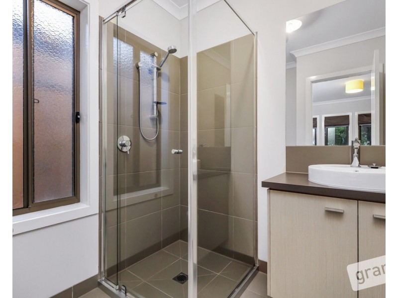 45 Chagall Parade, Clyde North VIC 3978