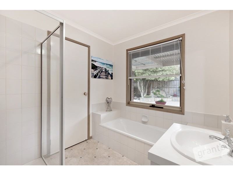 1 Thornton Close, Hallam VIC 3803