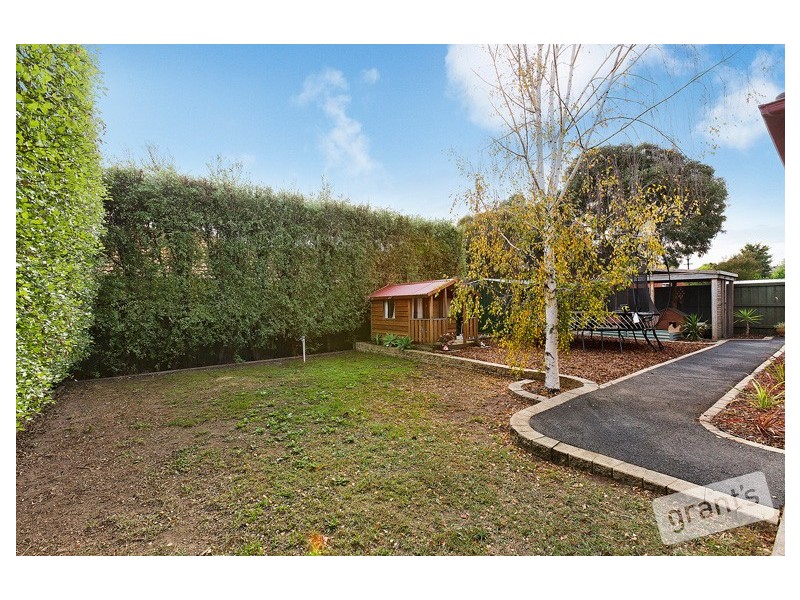 23 McCubbin Way, Berwick VIC 3806