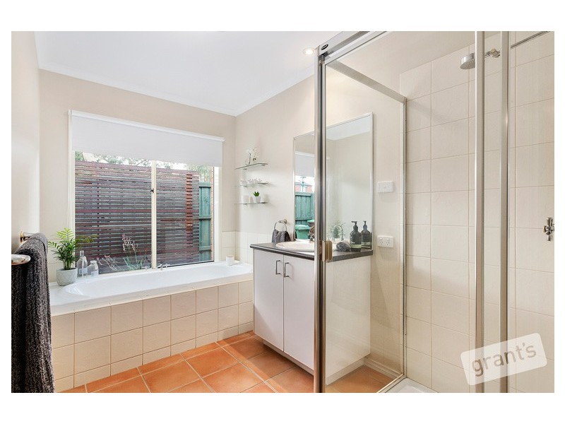 23 McCubbin Way, Berwick VIC 3806