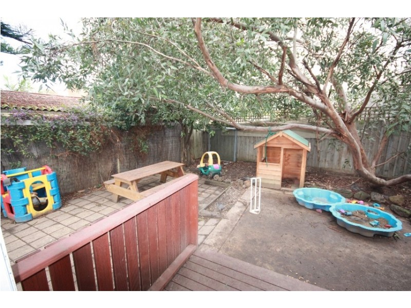 38 Charles Ave, Hallam VIC 3803