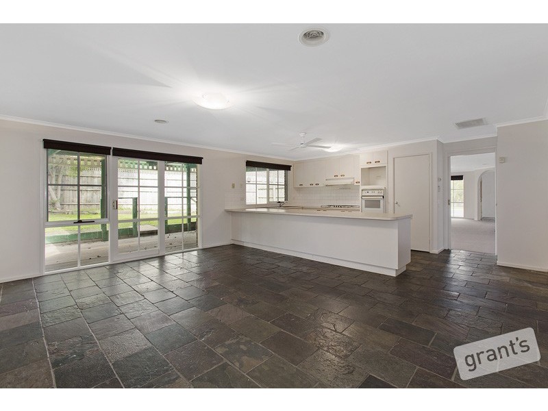 7 Pembroke Court, Berwick VIC 3806