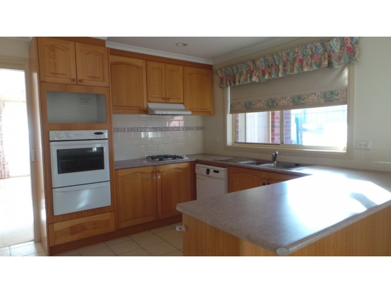 7 Monterey Court, Narre Warren VIC 3805