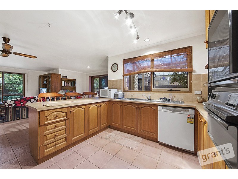 60 Lodge Crescent, Berwick VIC 3806