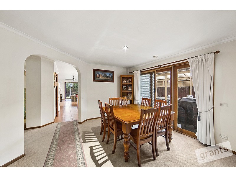 60 Lodge Crescent, Berwick VIC 3806