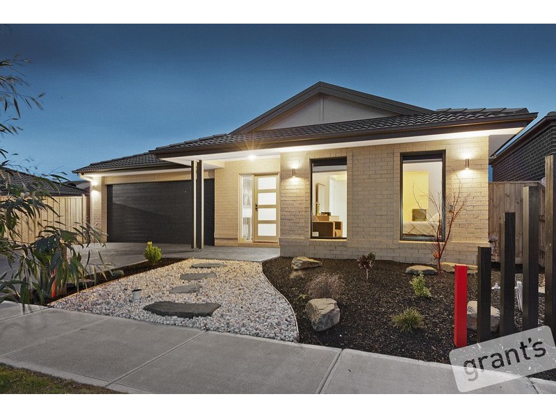 55 Brocker Street, Clyde North VIC 3978