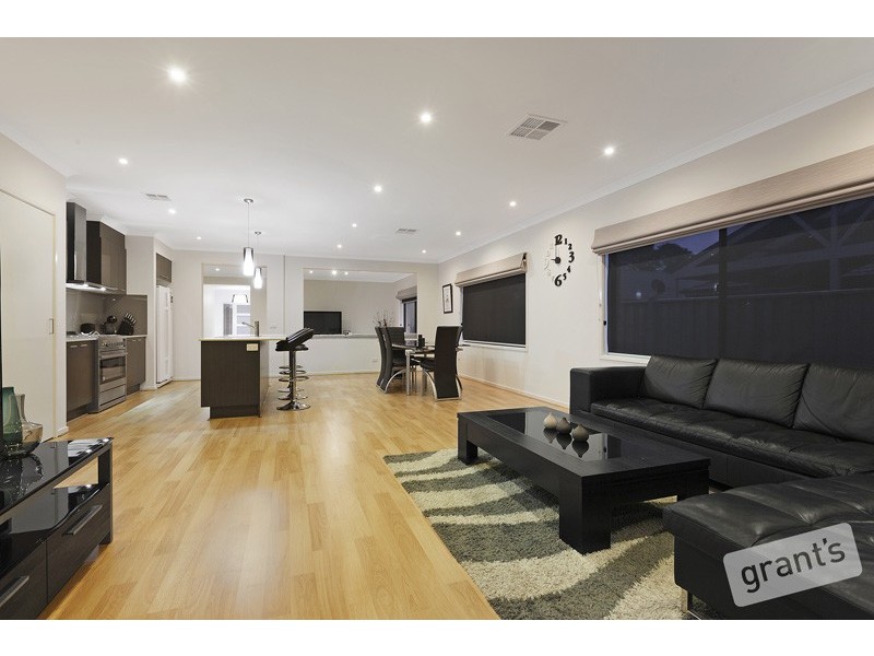 55 Brocker Street, Clyde North VIC 3978