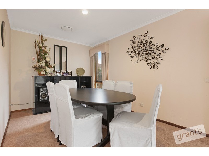 21 Tilba Court, Berwick VIC 3806