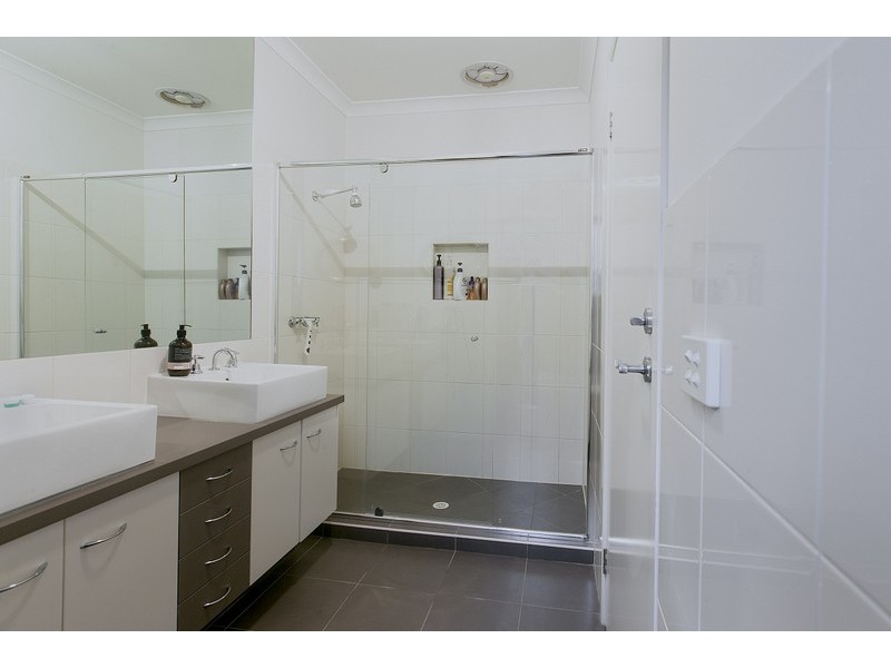 35 Saul Avenue, Berwick VIC 3806