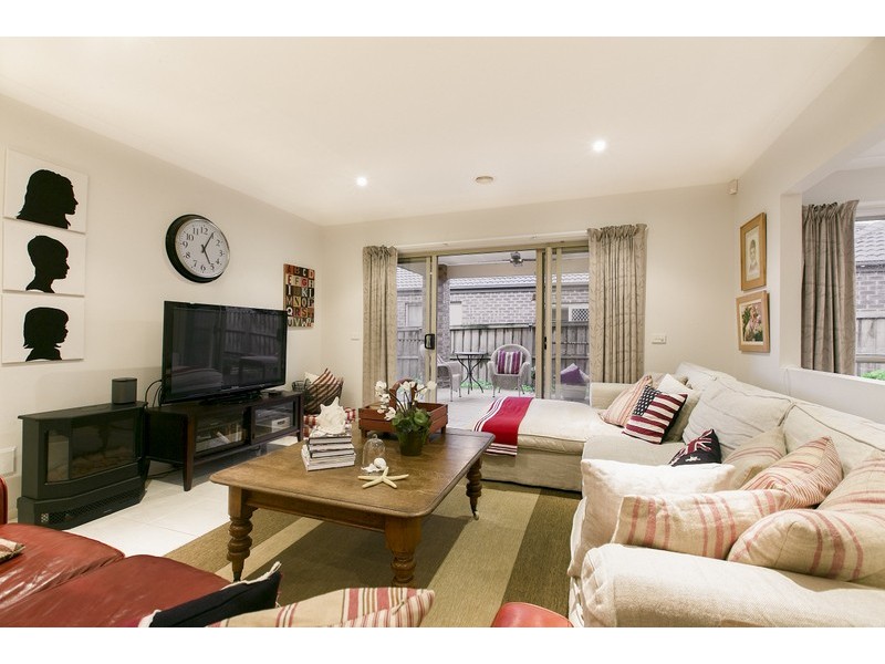 35 Saul Avenue, Berwick VIC 3806