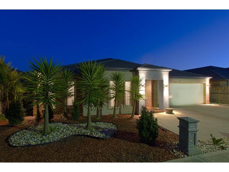 35 Saul Avenue, Berwick VIC 3806