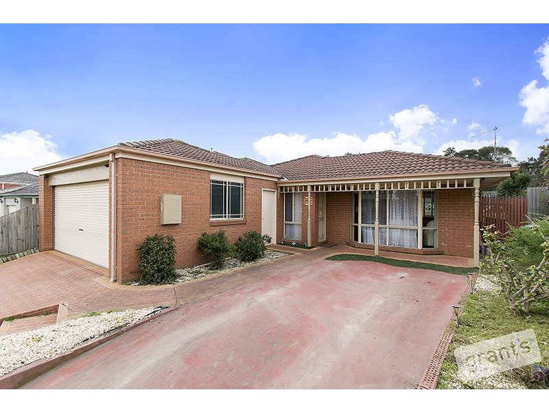 12 Sanctuary Rise, Narre Warren VIC 3805