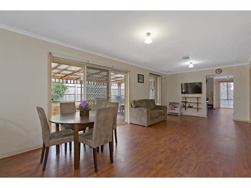 12 Sanctuary Rise, Narre Warren VIC 3805