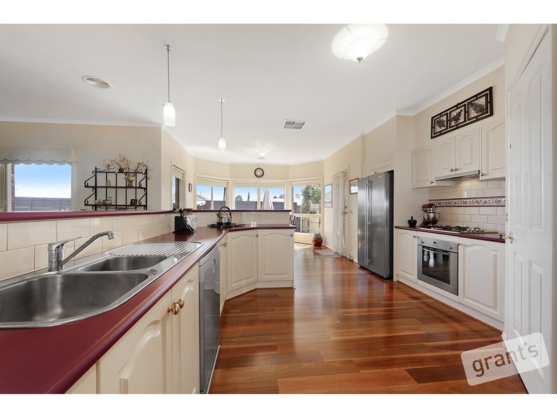 6 Fraser Daley Court, Beaconsfield VIC 3807