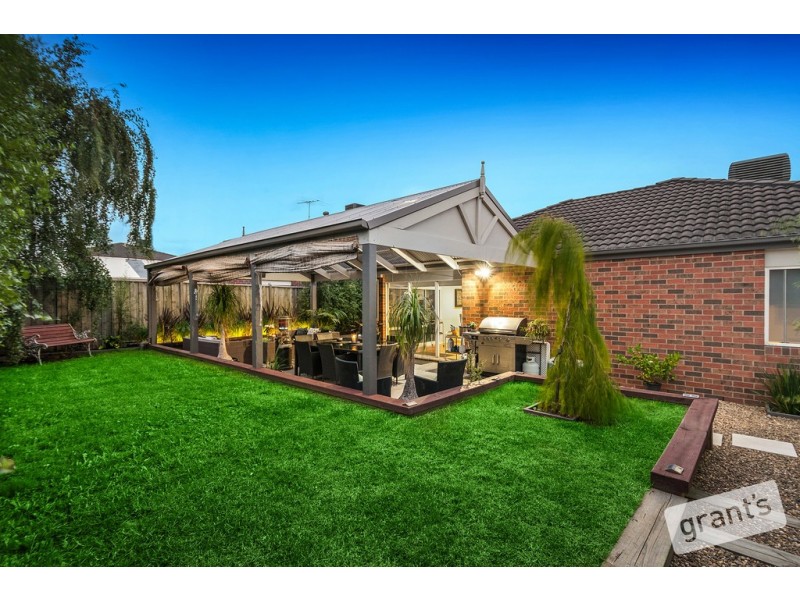 13 Beauford Avenue, Narre Warren South VIC 3805