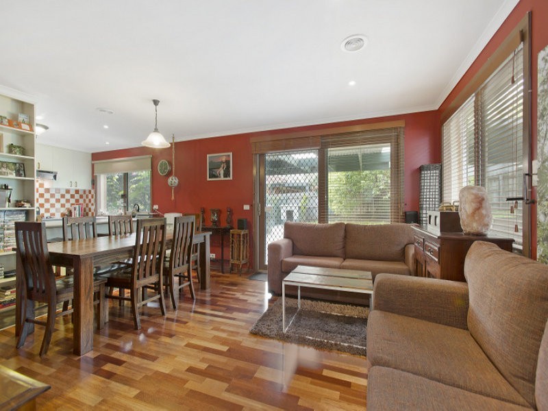 5 Camden Court, Berwick VIC 3806