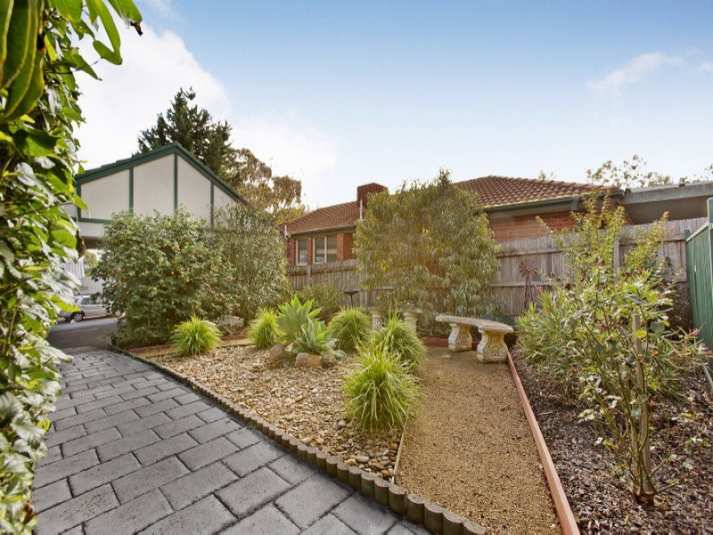 5 Camden Court, Berwick VIC 3806