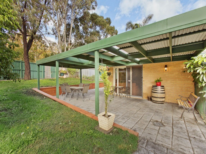 5 Camden Court, Berwick VIC 3806