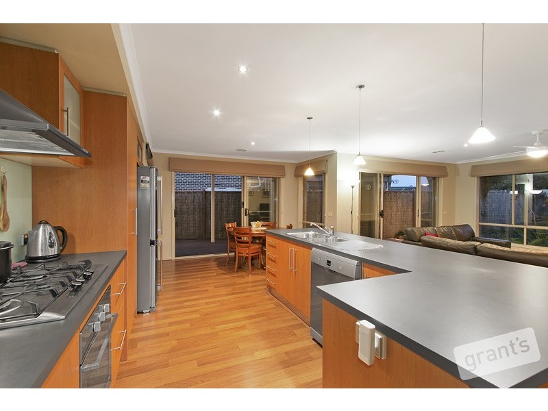 66 Marsh Grove, Berwick VIC 3806