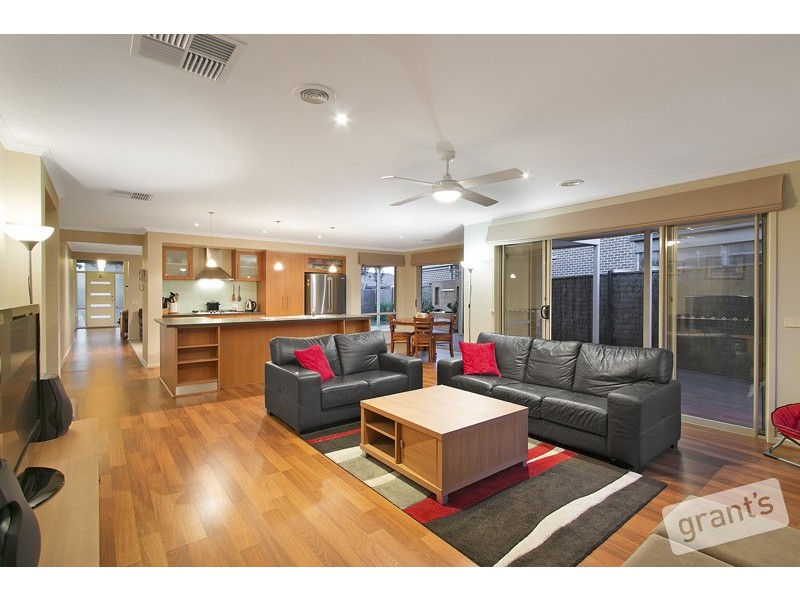 66 Marsh Grove, Berwick VIC 3806