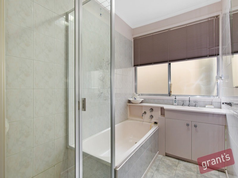 18 Tinks Road, Narre Warren VIC 3805