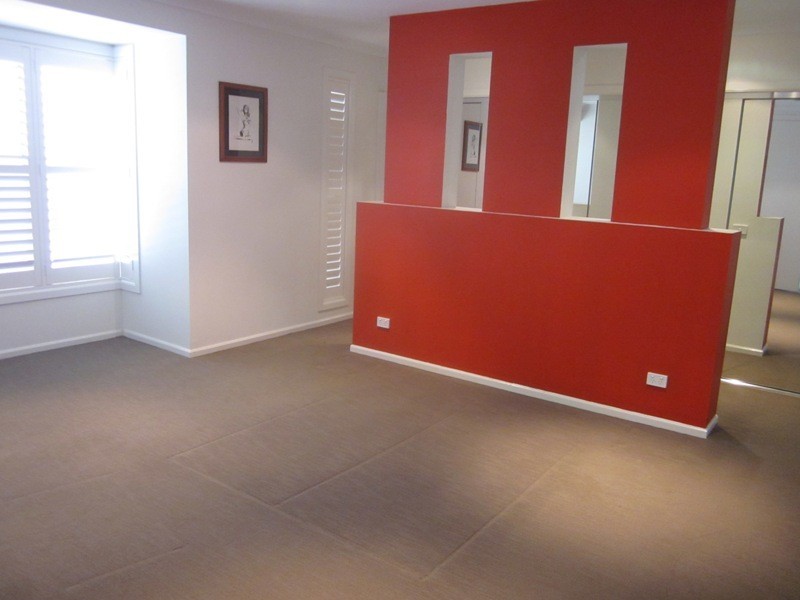 8 Celsius Drive, Cranbourne North VIC 3977