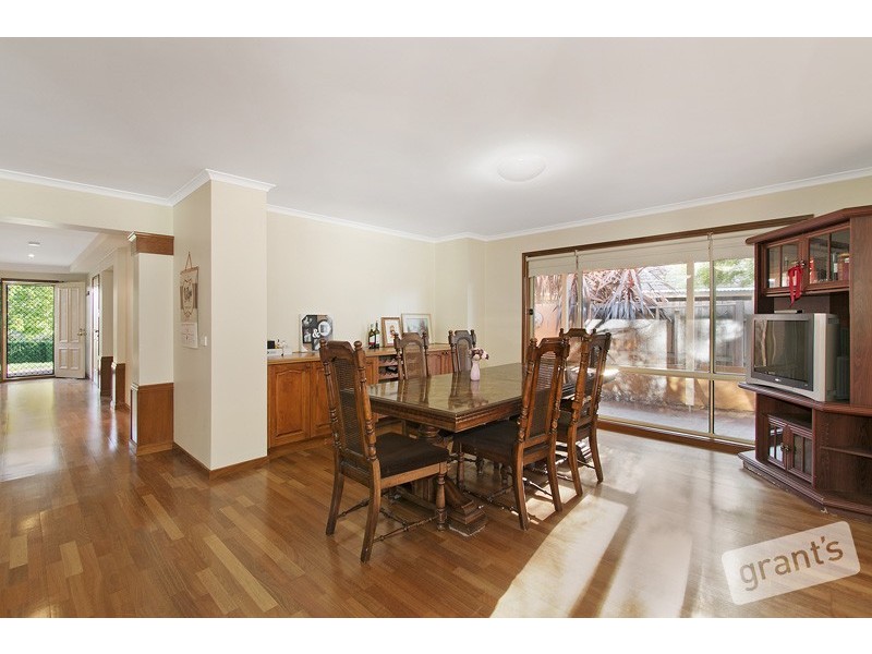 30 Lodge Crescent, Berwick VIC 3806