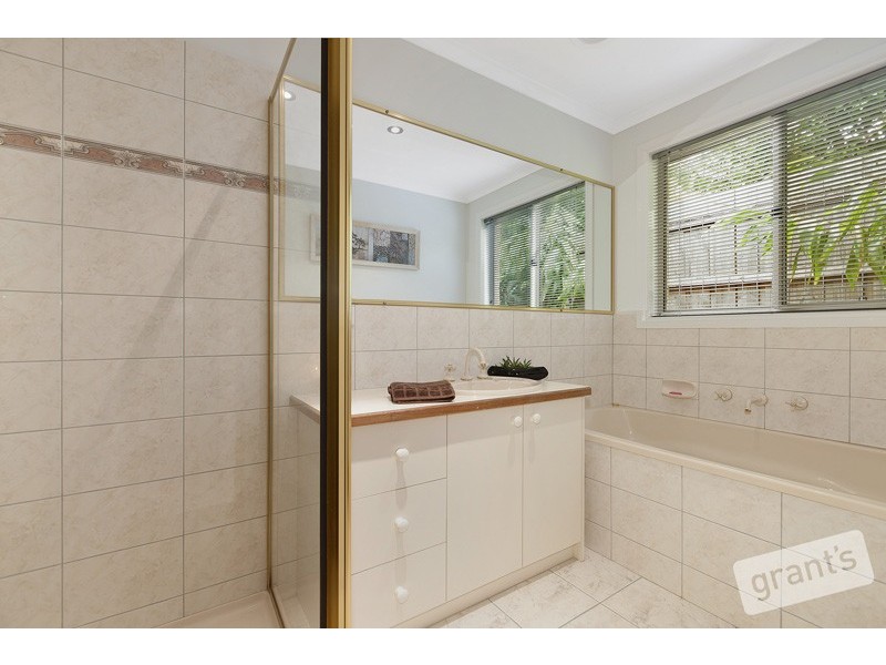 5 Albrecht Avenue, Berwick VIC 3806