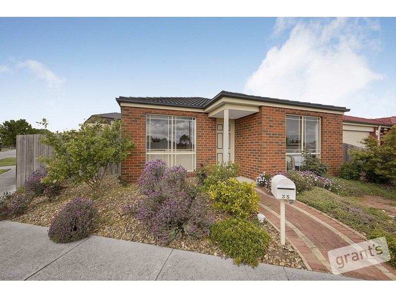 35 Filmer Crescent, Narre Warren South VIC 3805