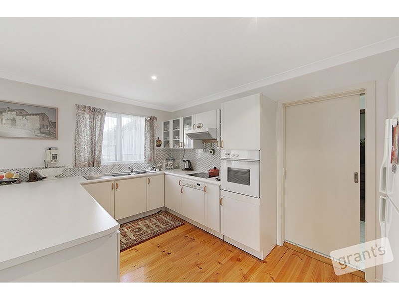 1 Balmain Drive, Berwick VIC 3806